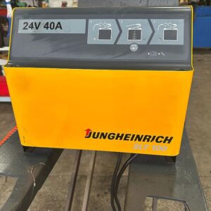 Carica_batteria_Jungheinrich_24V_40A