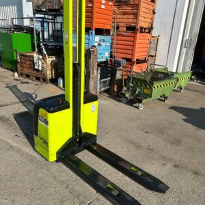 Transpallet_elettrico_con_colonna_Lifter